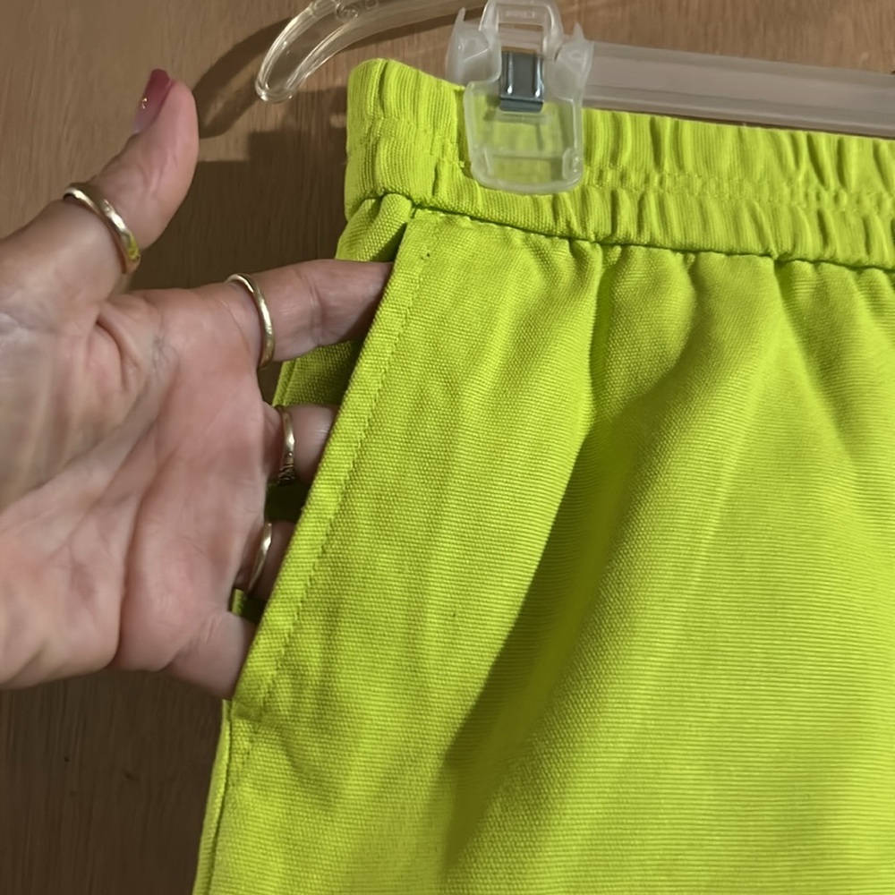 J. Crew High Waist Green Shorts Lightweight Casual - Picture 4 of 5
